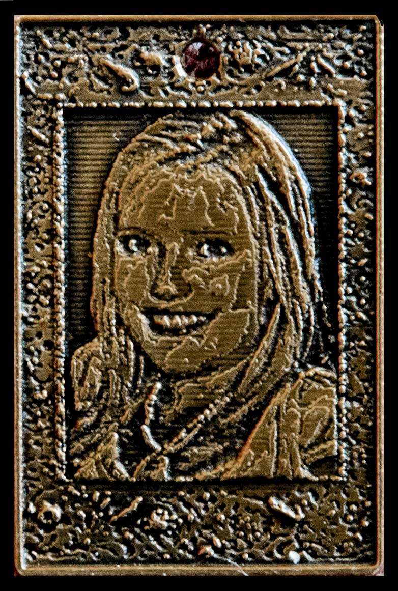 Bronze Jewelry Pendant with a traditional frame